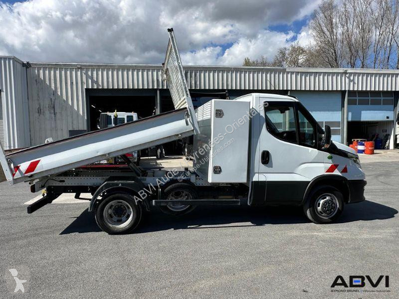 Autoutilitară Iveco 35C14H  CLIM MANUELLE...
