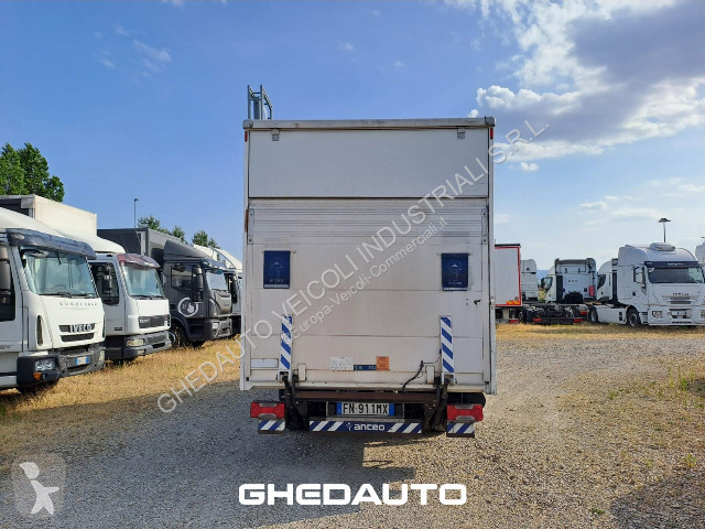 Veicolo commerciale Iveco Daily 35C14