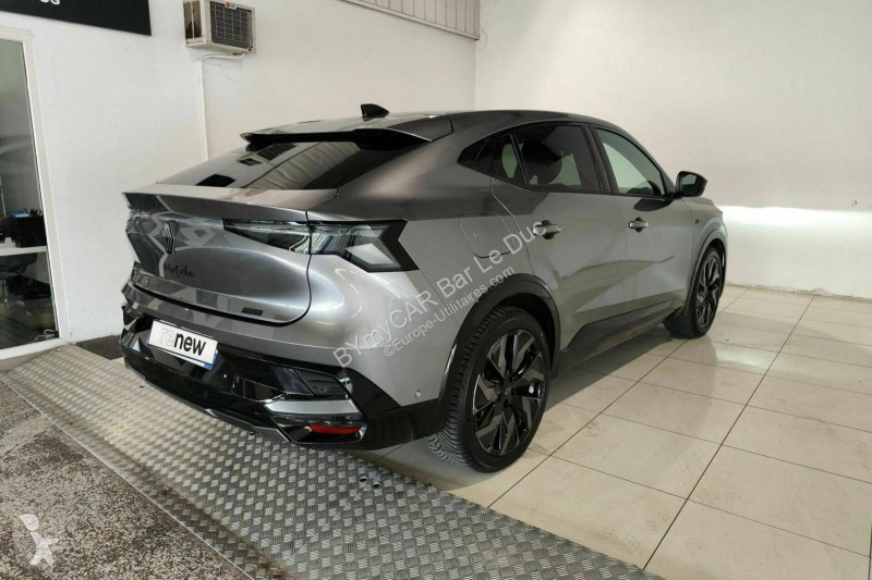 Autoutilitară Renault Rafale E-Tech full hybrid...