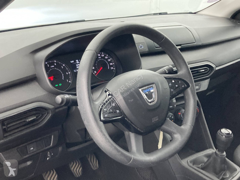 Užitkové vozidlo Dacia Sandero ECO-G 100 - 22