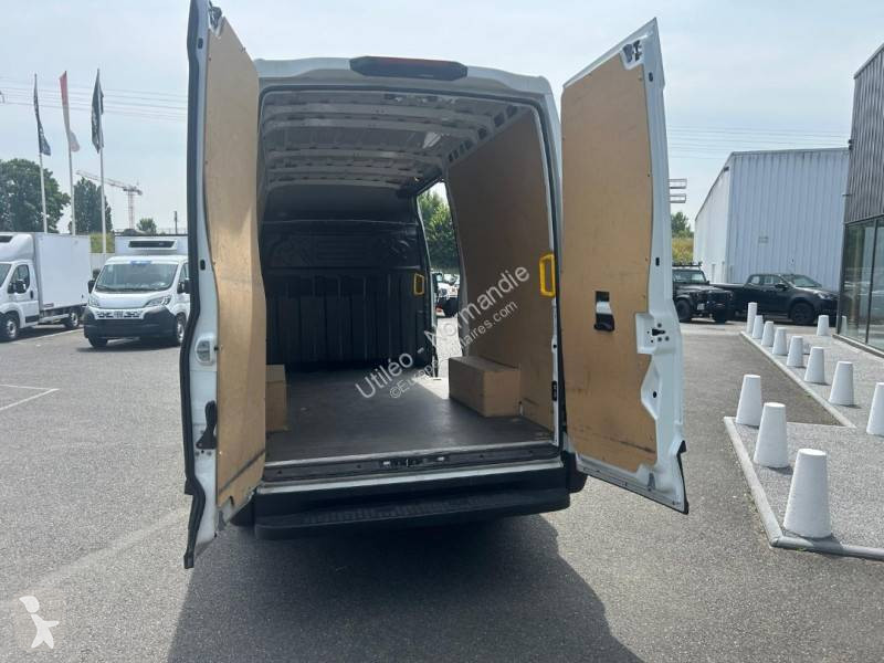 Véhicule utilitaire Iveco