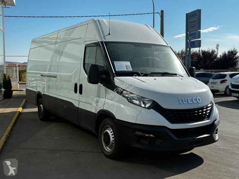 Furgoneta Iveco 35S14 16m3
