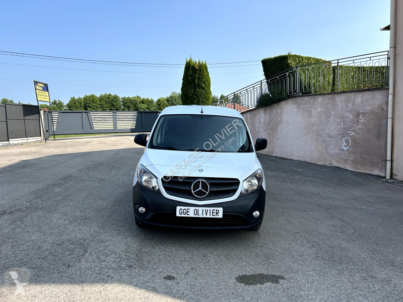 Véhicule utilitaire Mercedes Long 109 1.5 CDI...