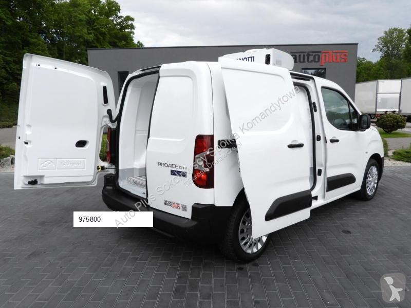 Užitkové vozidlo Toyota CITY  FURGON CHŁODNIA...