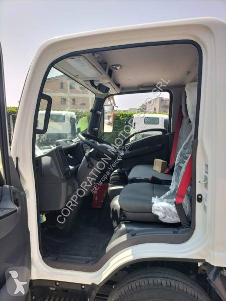 Furgoneta Isuzu