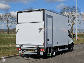 Caja cerrada Iveco
