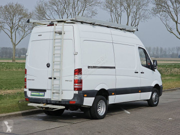 Caja cerrada Mercedes