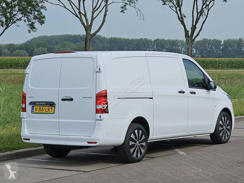 Véhicule utilitaire Mercedes 114 L2 SELECT LED...