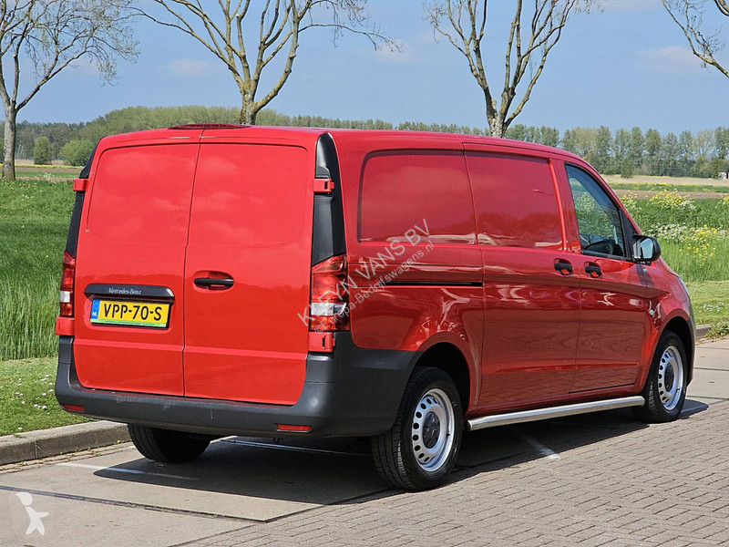 Véhicule utilitaire Mercedes 110 ac EURO6