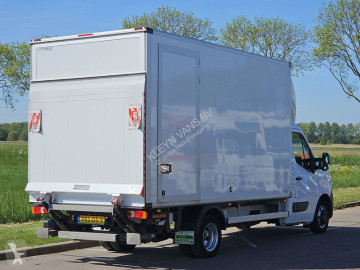 Caja cerrada Renault