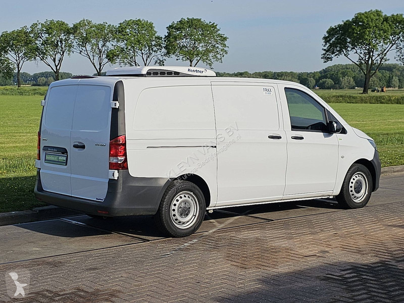 Veicolo commerciale Mercedes 114 Lang Koeler...