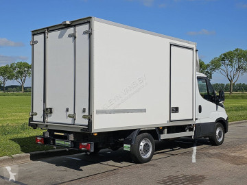 Caja cerrada Iveco