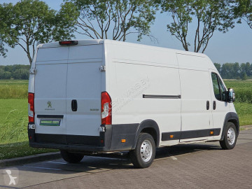 Caja cerrada Peugeot