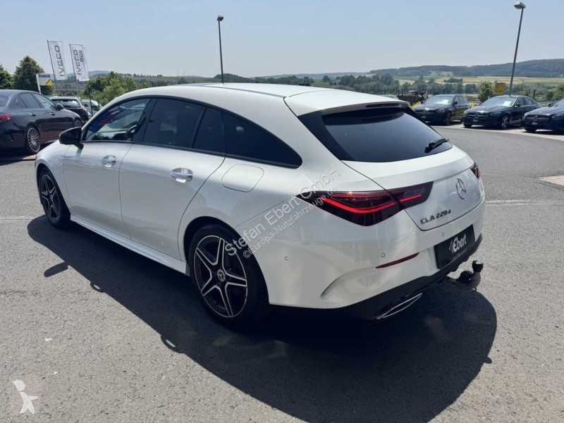 Véhicule utilitaire Mercedes CLA d Shooting...