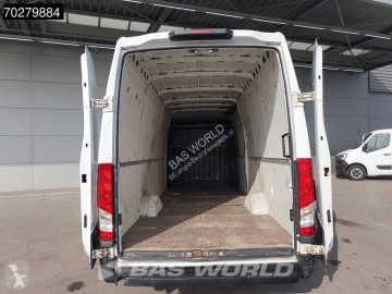 Caja cerrada Iveco