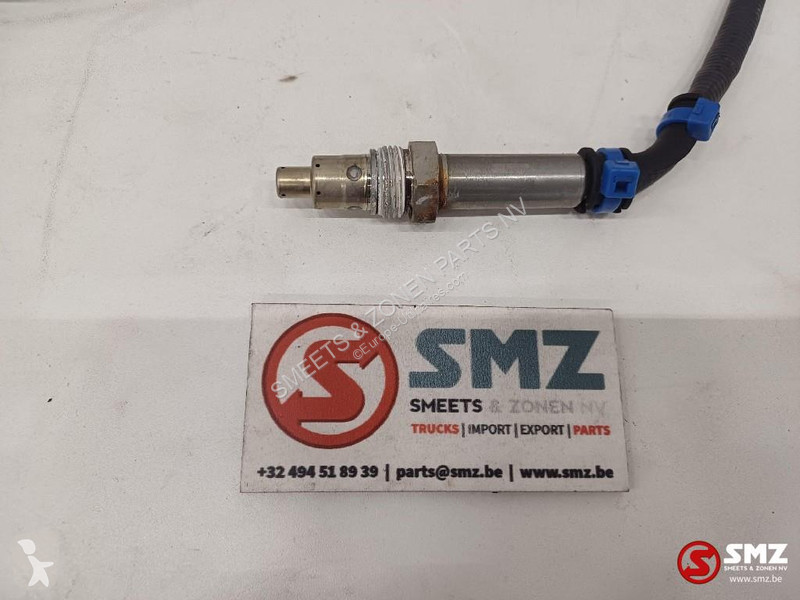 Véhicule utilitaire Caterpillar Nox sensor...