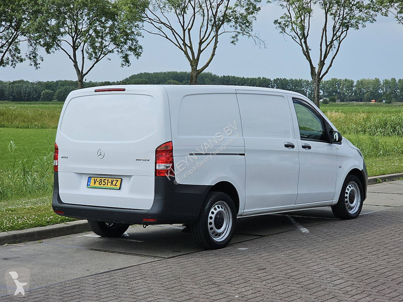 Véhicule utilitaire Mercedes 114 clima aut. EURO6