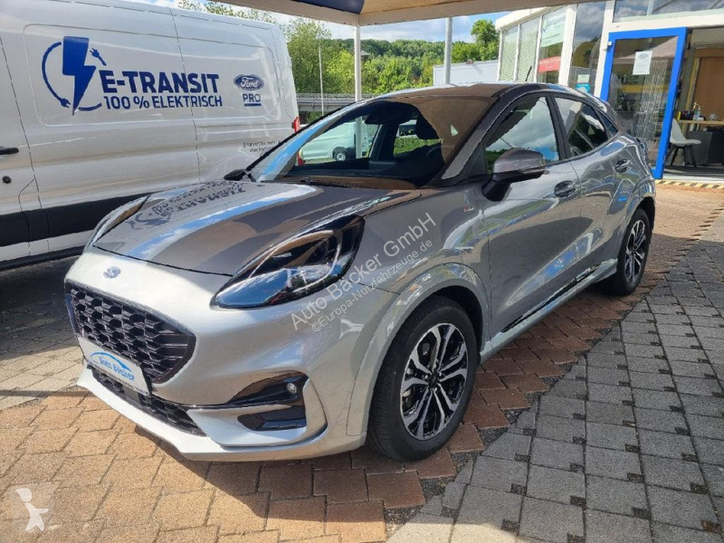 Furgoneta Ford ST-Line Design
