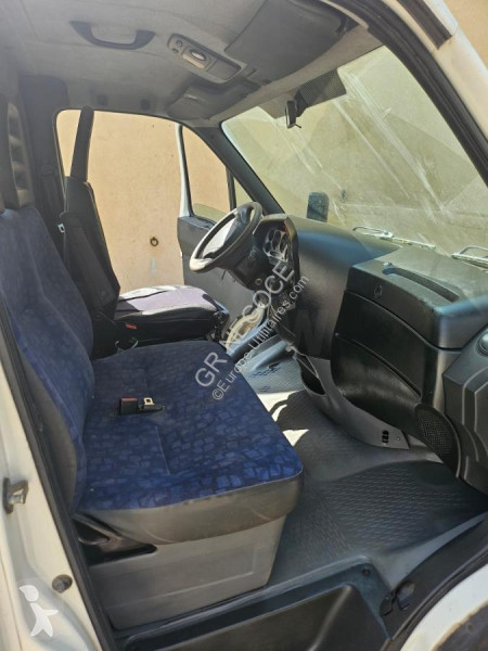 Veículo utilitário Iveco 35C17