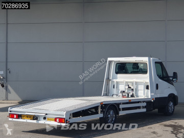 Grúa portacoches Iveco nueva