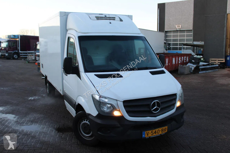 Bedrijfswagen Mercedes 316 + THERMO KING