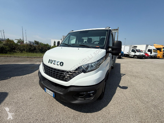 Autoutilitară Iveco Daily 35S16H 3.0 3750 cassone
