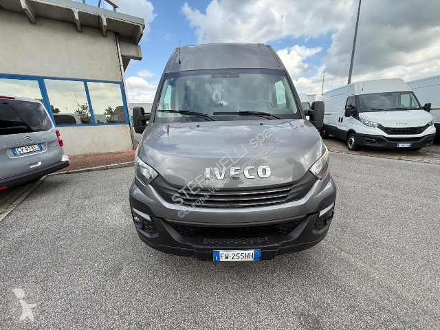 Furgoneta Iveco DAILY 35S18 V