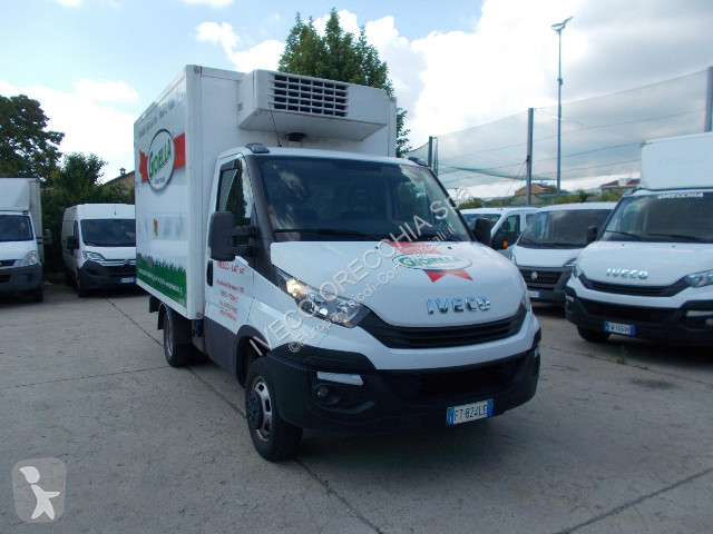 Véhicule utilitaire Iveco DAILY 35C14