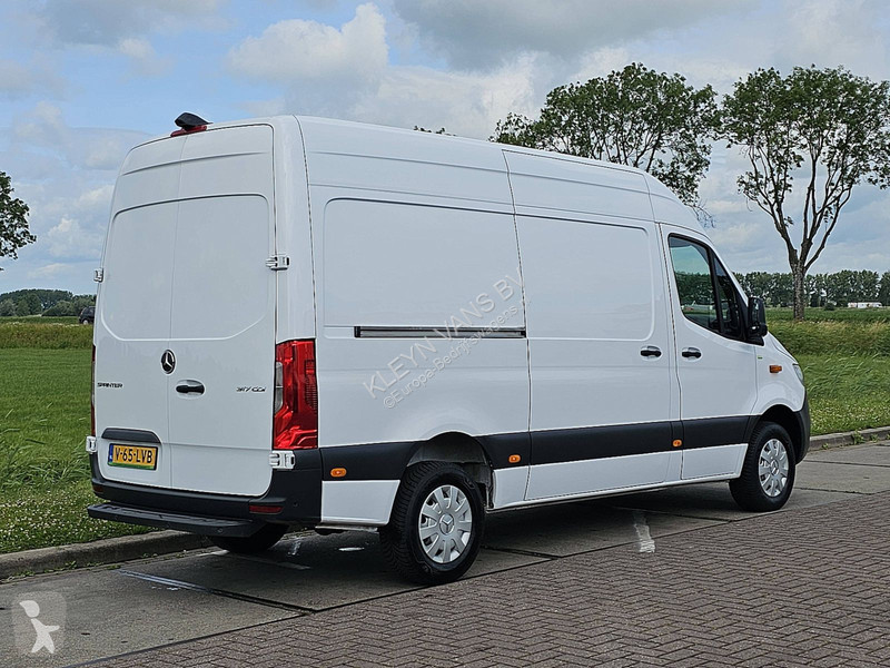 Bedrijfswagen Mercedes 317 L2H2 Navi Mbux
