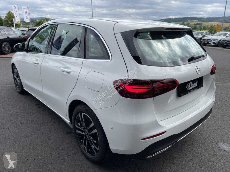 Véhicule utilitaire Mercedes B 180 7G...