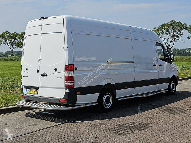 Veicolo commerciale Mercedes 311 L3H2...