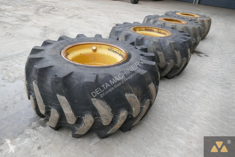 Véhicule utilitaire Caterpillar Wheel GP 30.5L-32