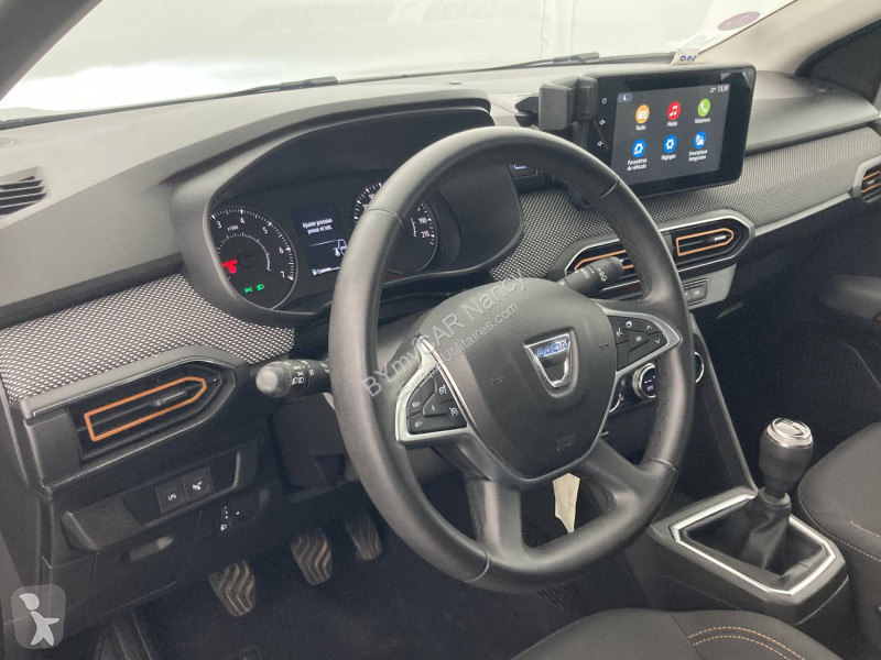 Veículo utilitário Dacia Sandero ECO-G 100