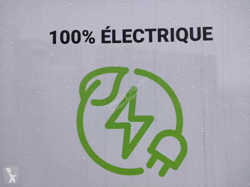 Véhicule utilitaire Renault KANGOO VAN E-TECH...