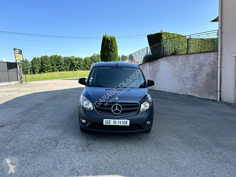 Véhicule utilitaire Mercedes Mixto Extra Long...