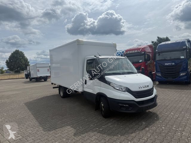 Furgoneta Iveco 35C16 Koffer Ladebordwand 500kg