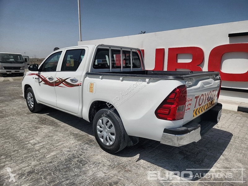 Véhicule utilitaire Toyota Hilux