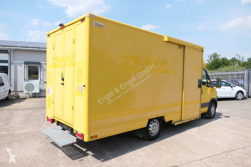 Veicolo commerciale Iveco Daily 35 S11 C30C...