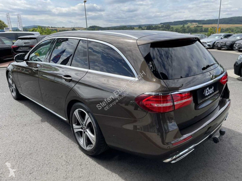 Véhicule utilitaire Mercedes E d...