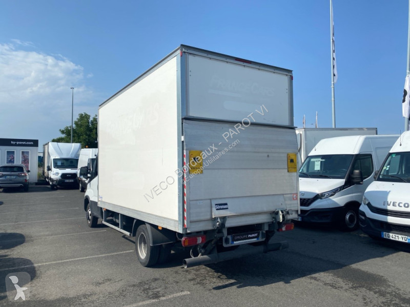 Furgoneta Iveco 35C16H3.0 empattement 4100