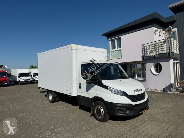 Véhicule utilitaire Iveco 35C16 Koffer...