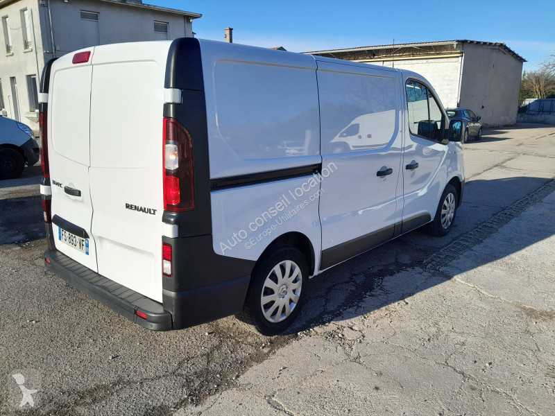 Véhicule utilitaire Renault L1 H1 2.0 DCI 120...