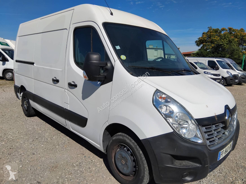 Véhicule utilitaire Renault L2 H2 2.3 DCI 110...