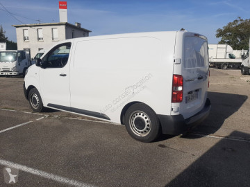 Caja cerrada Opel nueva