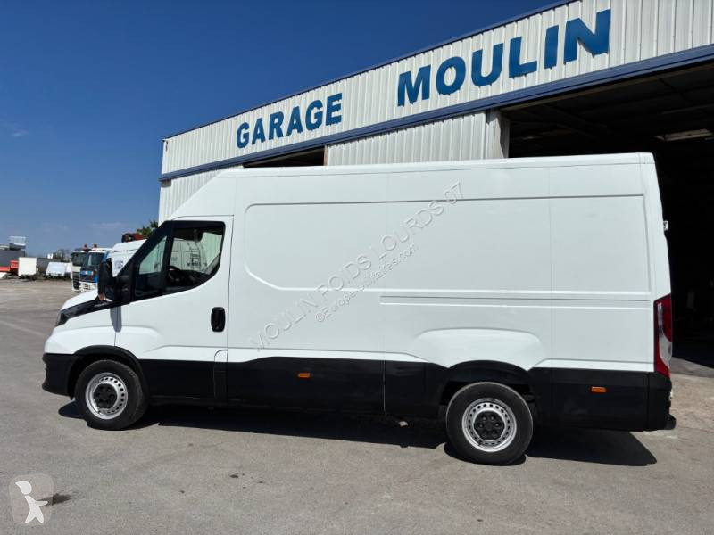Véhicule utilitaire Iveco