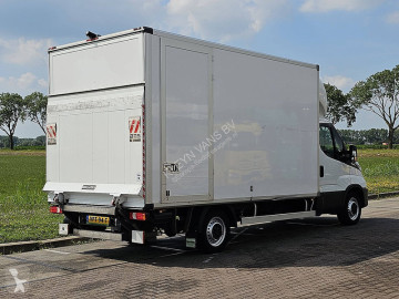 Caja cerrada Iveco