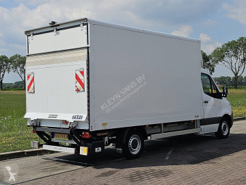 Caja cerrada Mercedes
