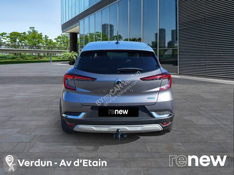 Veicolo commerciale Renault Captur E-Tech...
