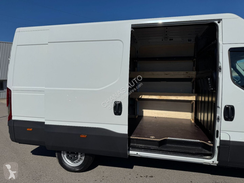Veicolo commerciale Iveco DAILY 35S16 L3