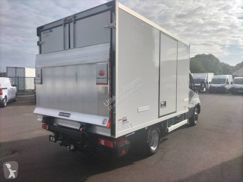 Furgoneta Iveco